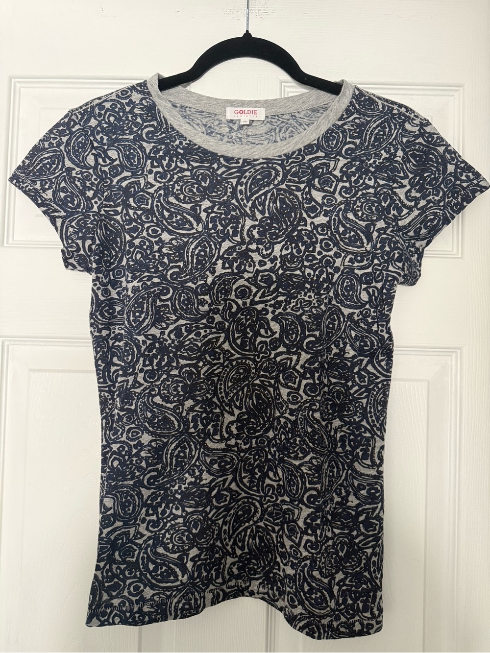 *BUNDLE* Goldie Charcoal Crewneck & Navy Paisley Tee Duo Size XS NWOT *BUNDLE* - Picture 2 of 3